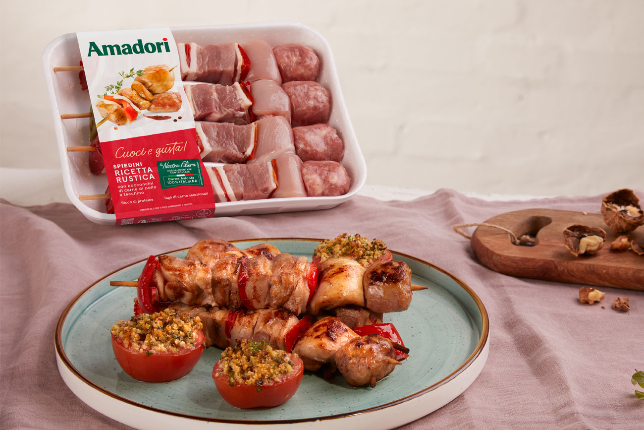 Immagine - Spiedini ricetta rustica Amadori con pomodori gratinati e olio alle erbe