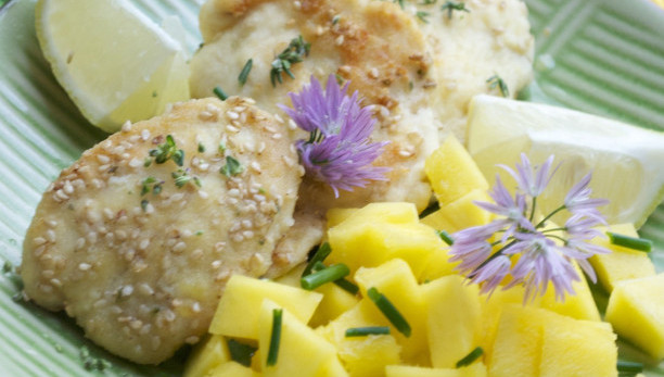 Medaglioni di pollo e mango